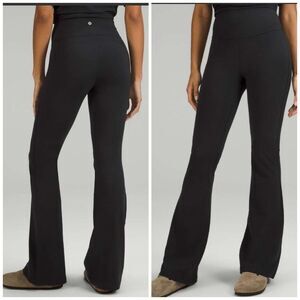 Lululemon Groove High-Rise Flared Pant Nulu Black size 2 NWT